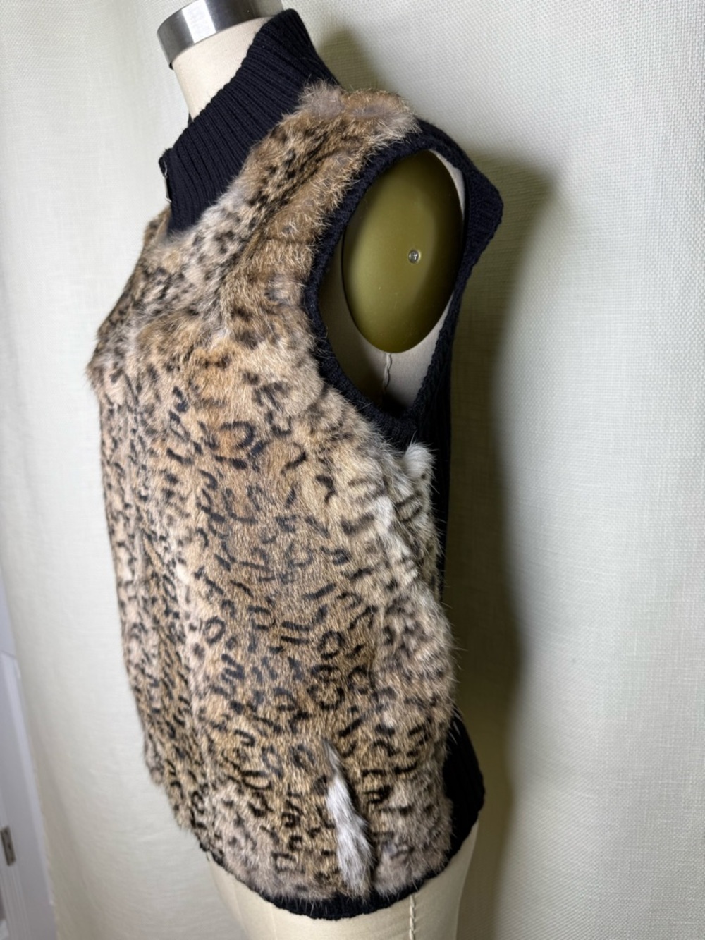 L.A.C.E. Faux Fur Vest Leopard Rabbit Fur Wool Knit Size L Luxe Winter Chic - Picture 3 of 7
